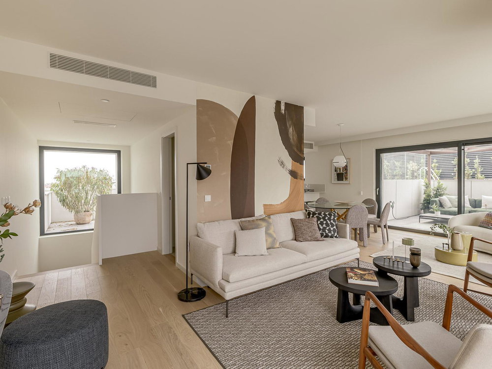 4 bedroom penthouse, with pool and terrace in Avenidas Novas, Lisbon 3503905173