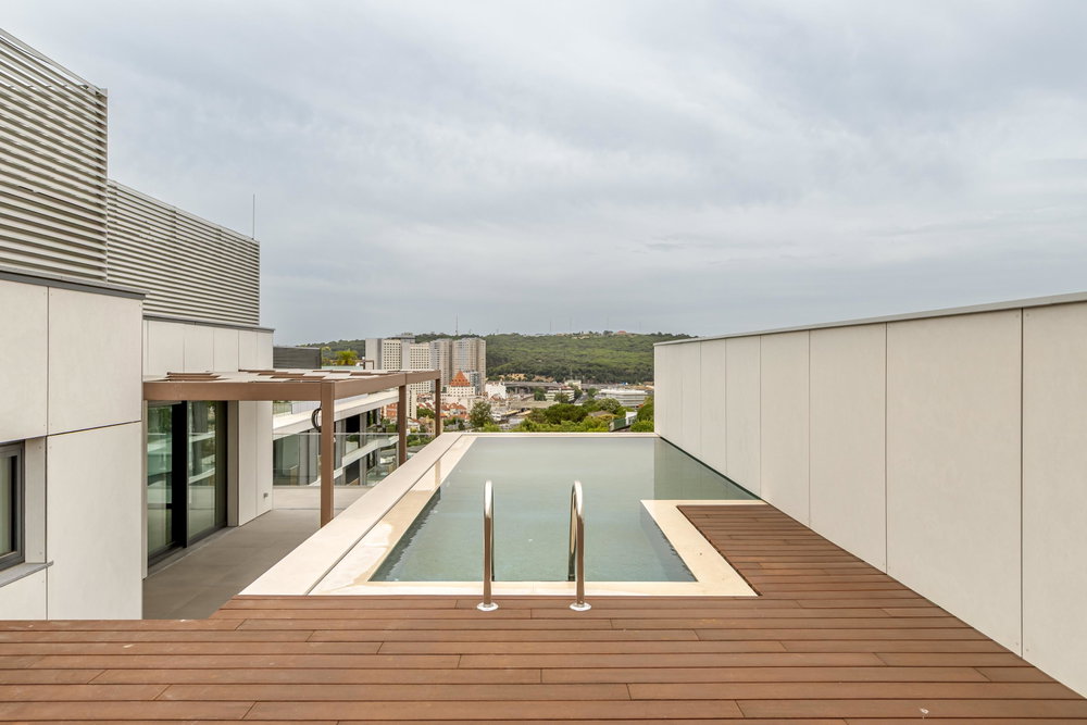 4 Bedroom apartment, with swimming pool and terrace in Avenidas Novas, Lisbon