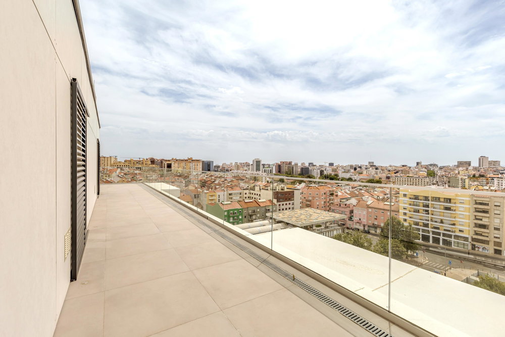 4 Bedroom apartment, with swimming pool and terrace in Avenidas Novas, Lisbon