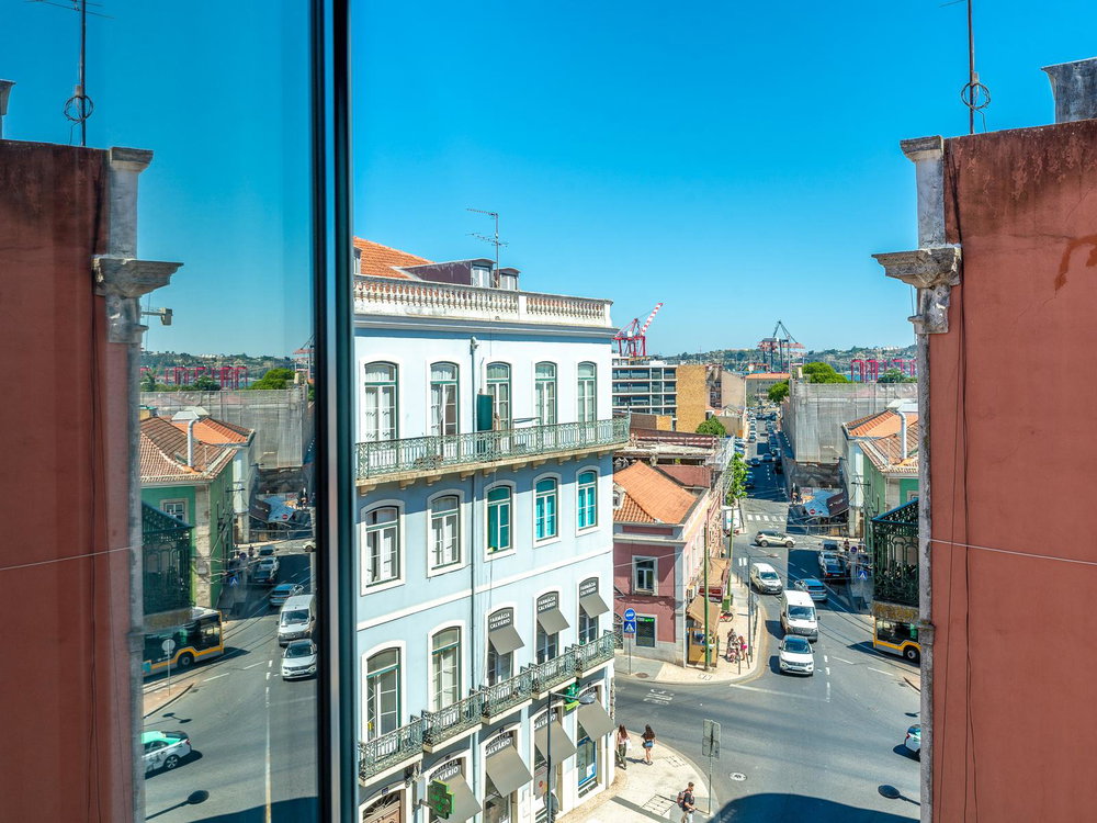 Apartamento T2 com estacionamento e varanda 3141216235