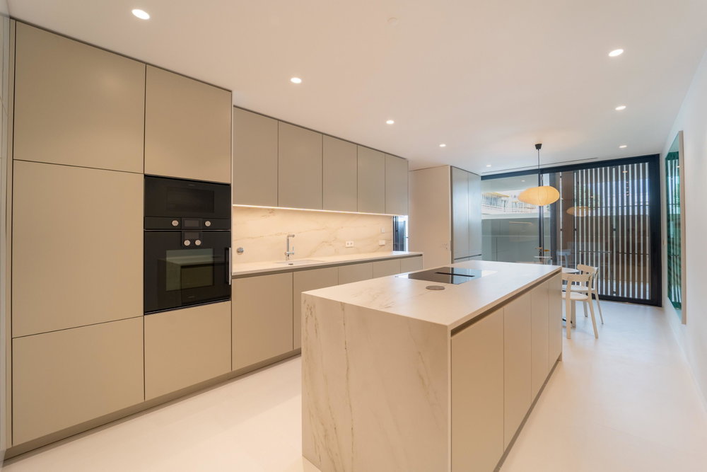 4 Bedroom Duplex Apartment with Garden, Pool and Box 4 Cars