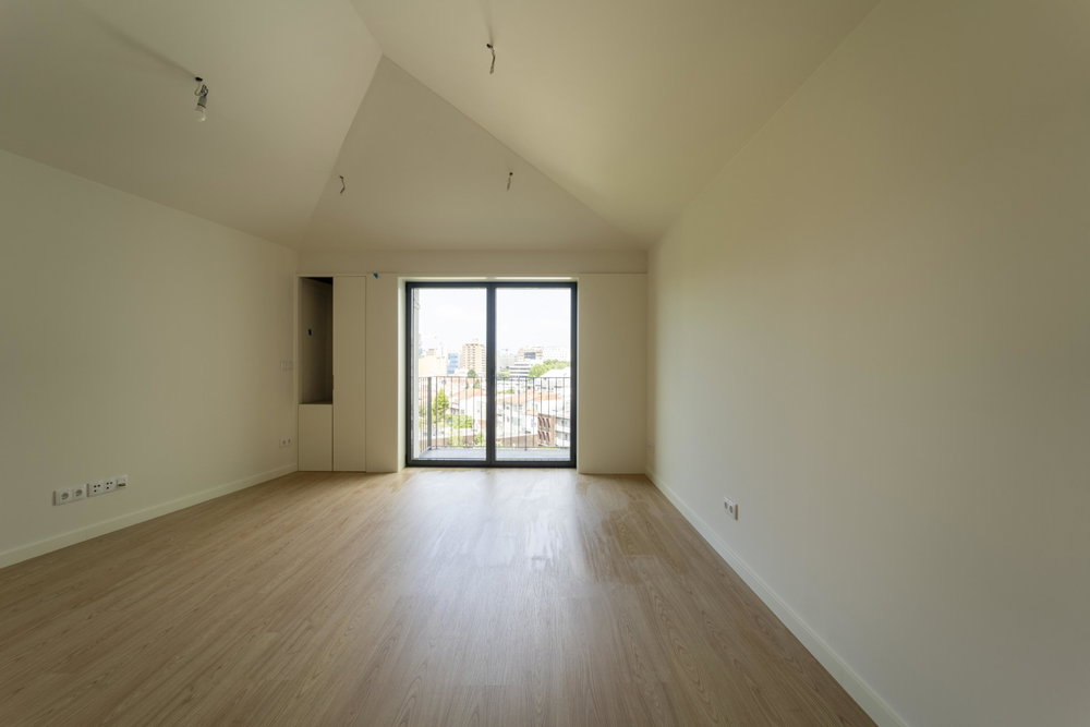 2 bedroom duplex apartment with balcony in the center of Porto