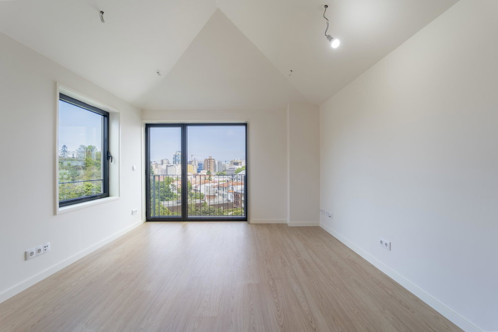 2 bedroom duplex apartment with balcony in the center of Porto