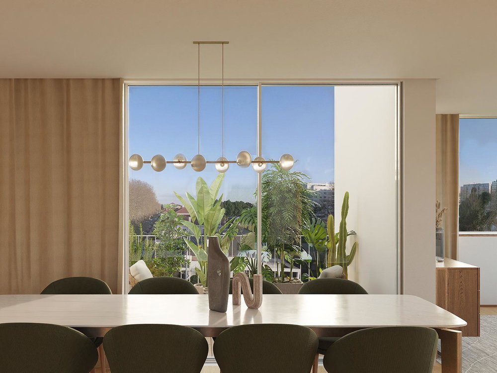 4 + 1 bedroom flat with terrace