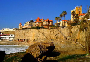 Land in prime area of Estoril