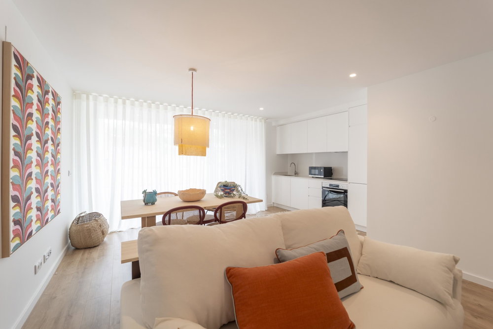 2+1 bedroom penthouse with terrace, balcony, garage and storage