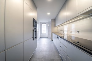 4 bedrooms apartment with balcony in Boavista, Porto 434035822