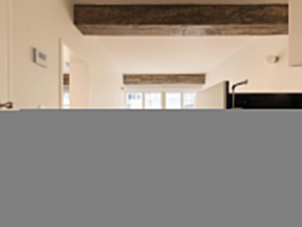 1 bedroom apartment in renovated development in downtown Porto