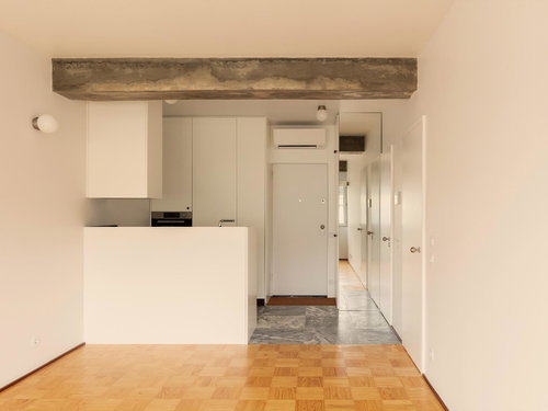1 bedroom apartment in renovated development in downtown Porto
