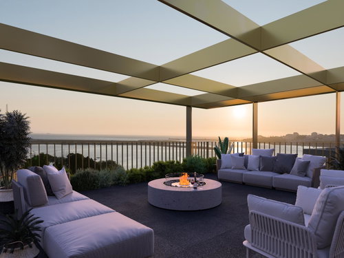 3 bedrooms apartment with outdoor area. next to the Douro Marina 2209102981