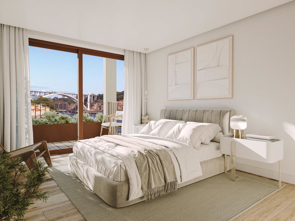 4 bedroom flat with outdoor area in the most recent development next to the Douro River