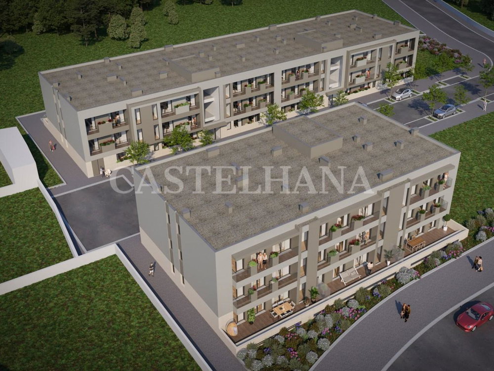2+1 bedroom flat with terrace in Maia