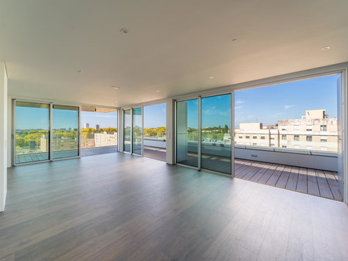 3 bedroom penthouse with terrace, in a new development in Sra. da Hora