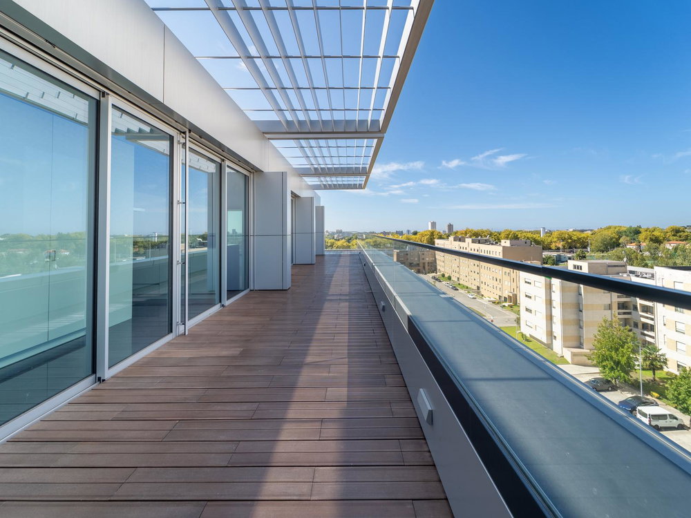 3 bedroom penthouse with terrace, in a new development in Sra. da Hora