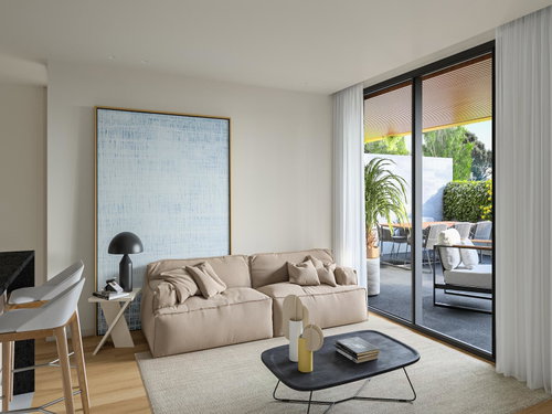 1 bedroom apartment with outdoor area. next to the Douro Marina