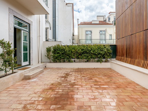 1 bedroom flat with terrace new development in Chiado, Lisbon 2275918002