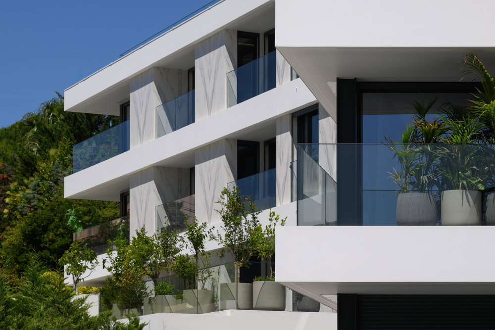 5 bedroom duplex flat, with private pool, in Estoril next to the Casino