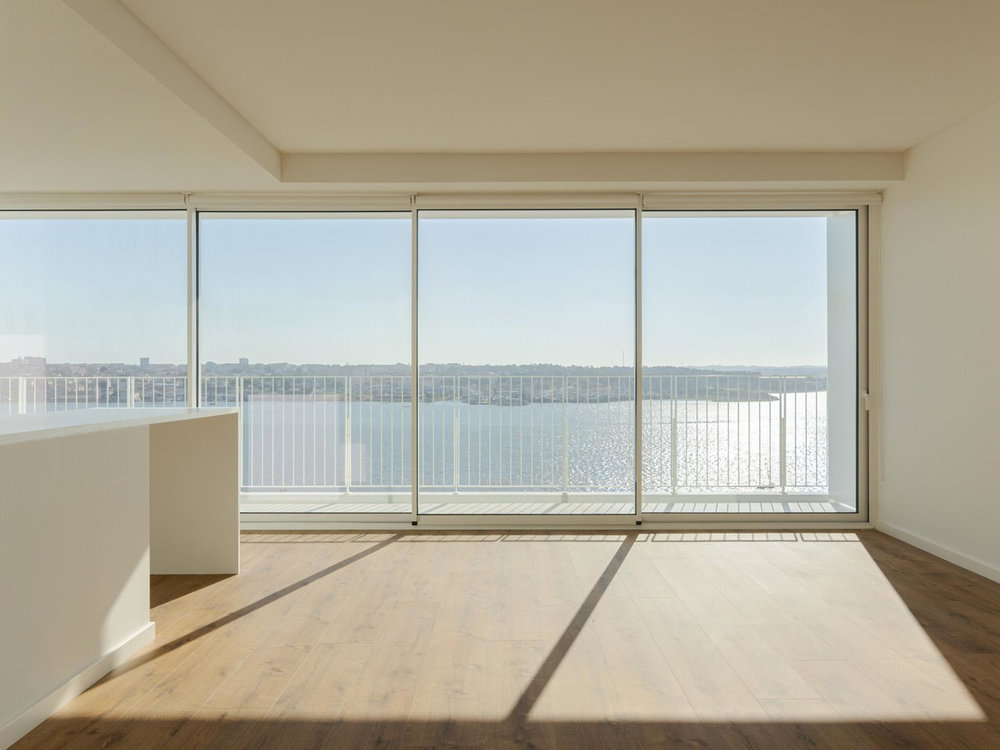 3 bedroom flat with balcony in new development in Seixal 866214948