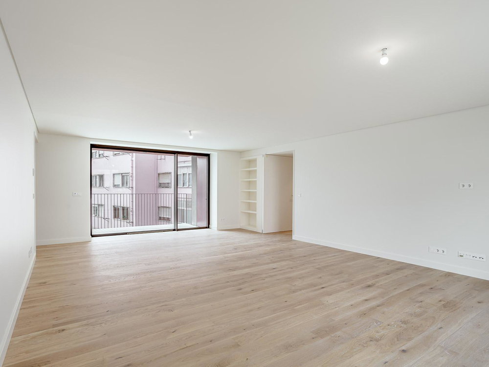 3 bedroom flat with outdoor area and garage in Areeiro, Lisbon