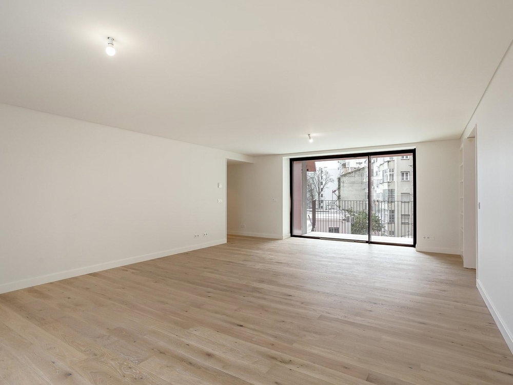 3 bedroom flat with outdoor area and garage in Areeiro, Lisbon