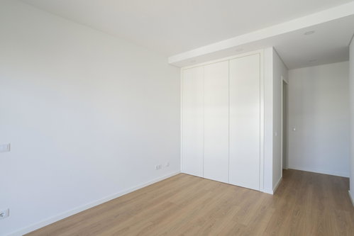 2 bedroom flat, with balcony, in Faro 2772118123