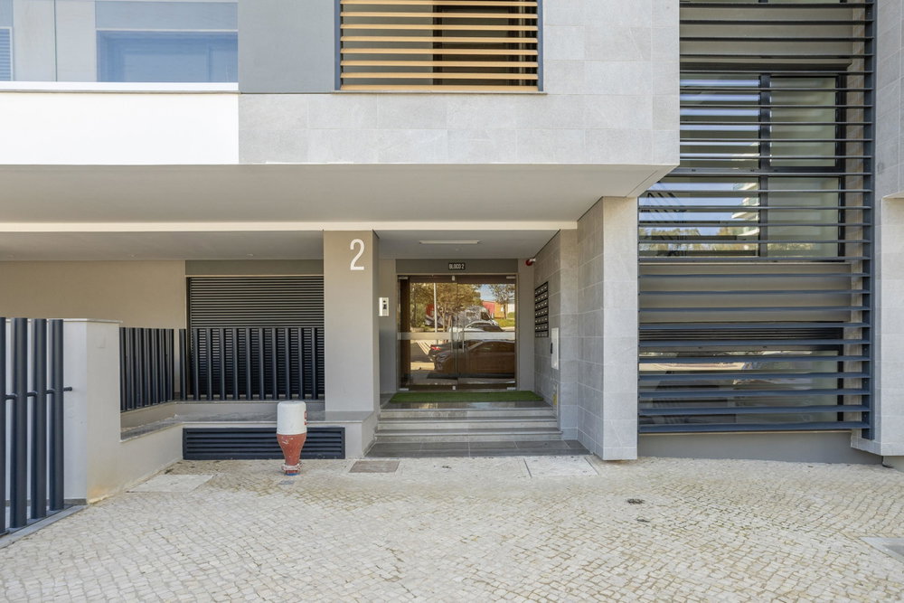 2 bedroom flat, with balcony, in Faro