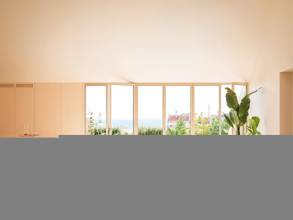 2 bedroom flat with balcony in new development in Marvila 932671218