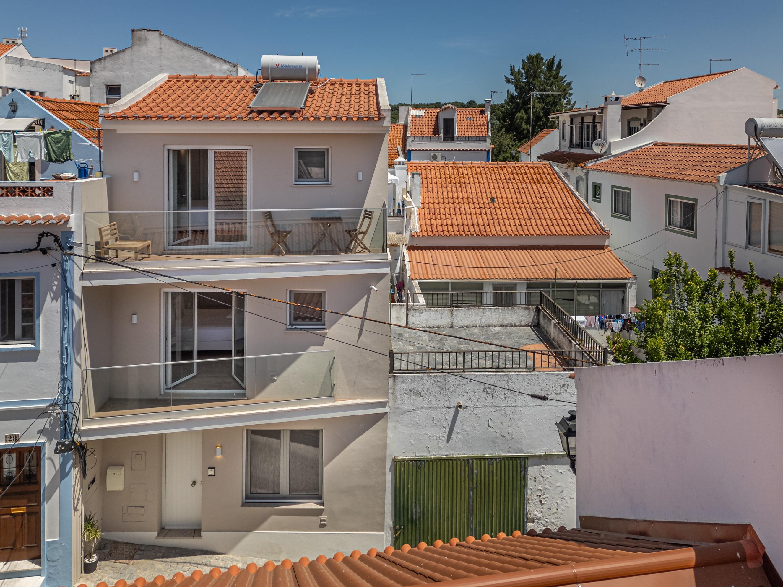 2 bedroom villa with river view and balconies in Alcácer do Sal