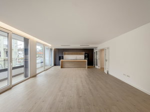 Brand new 3 bedroom flat near the beach, in Parede 2538243871