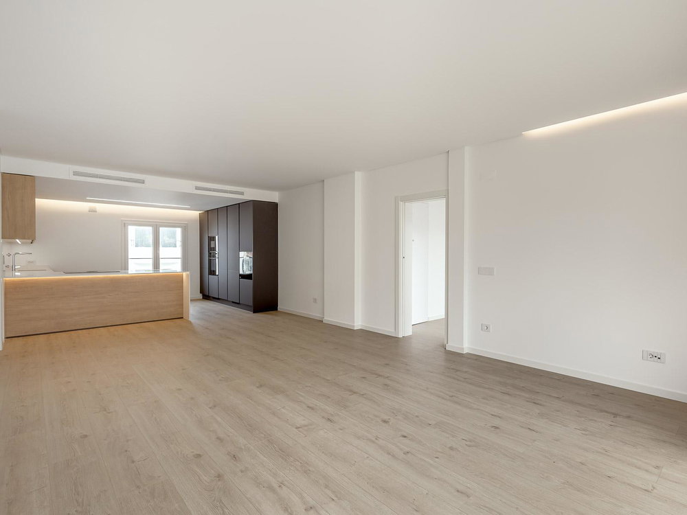 Brand new 3 bedroom flat, near the beach, in Parede 2127469063