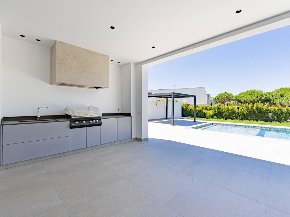 4 bedroom villa with swimming pool, in a new condominium, in Vilamoura 4223289605