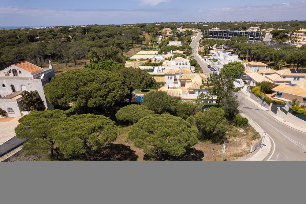 Plot for construction of a detached house, in Vilas Alvas, Almancil, Algarve 2664319085