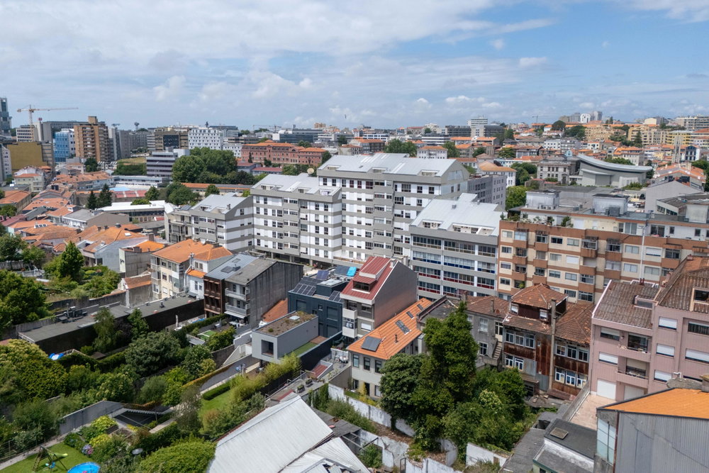1 bedroom flat, with balcony, in Porto