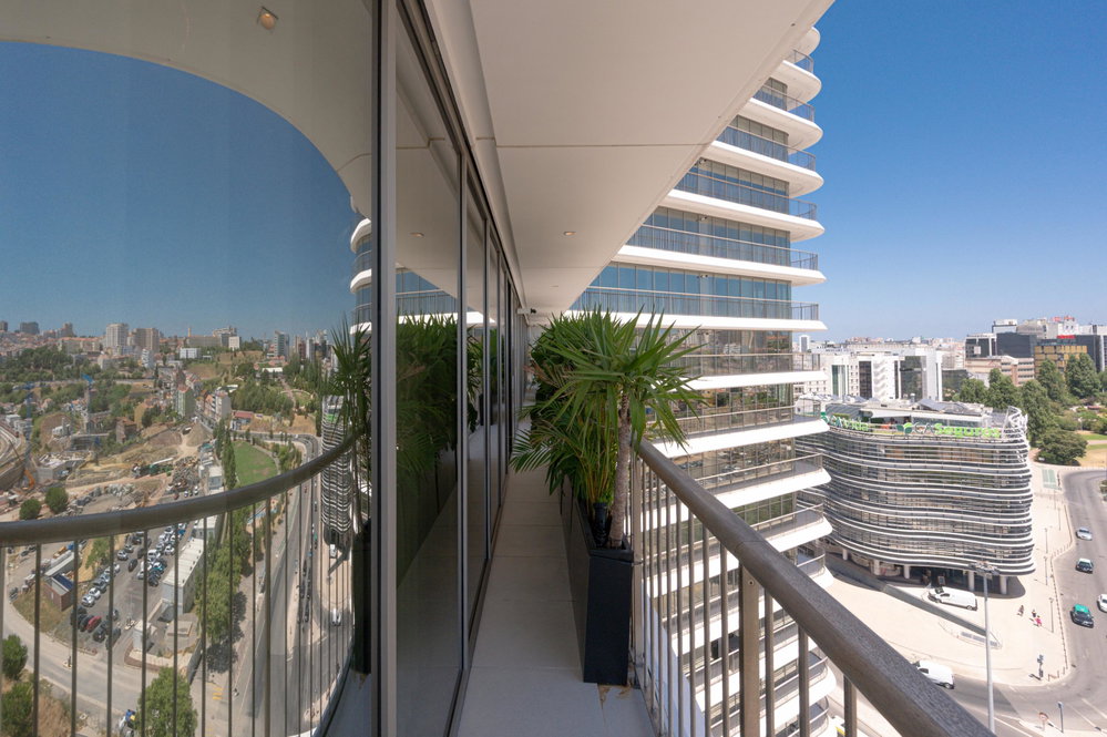 3 bedroom flat in Lisbon in the Infinity development