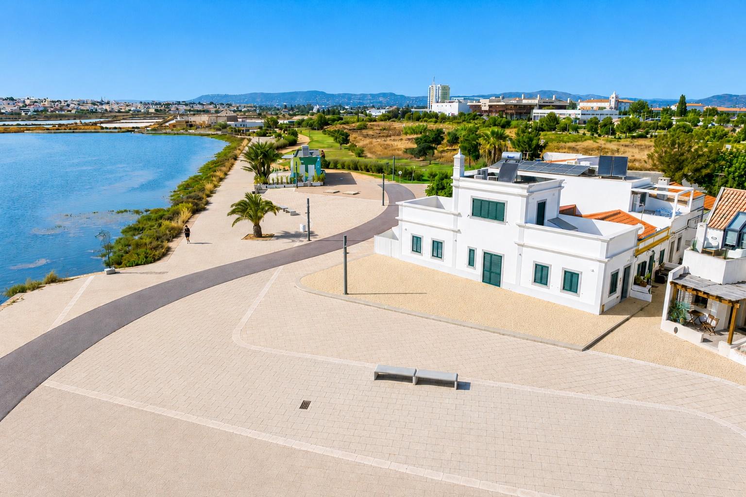 2 bedroom villa overlooking the Ria Formosa Faro Algarve
