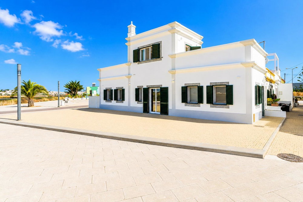 2 bedroom villa, overlooking the Ria Formosa, Faro, Algarve 2859603468