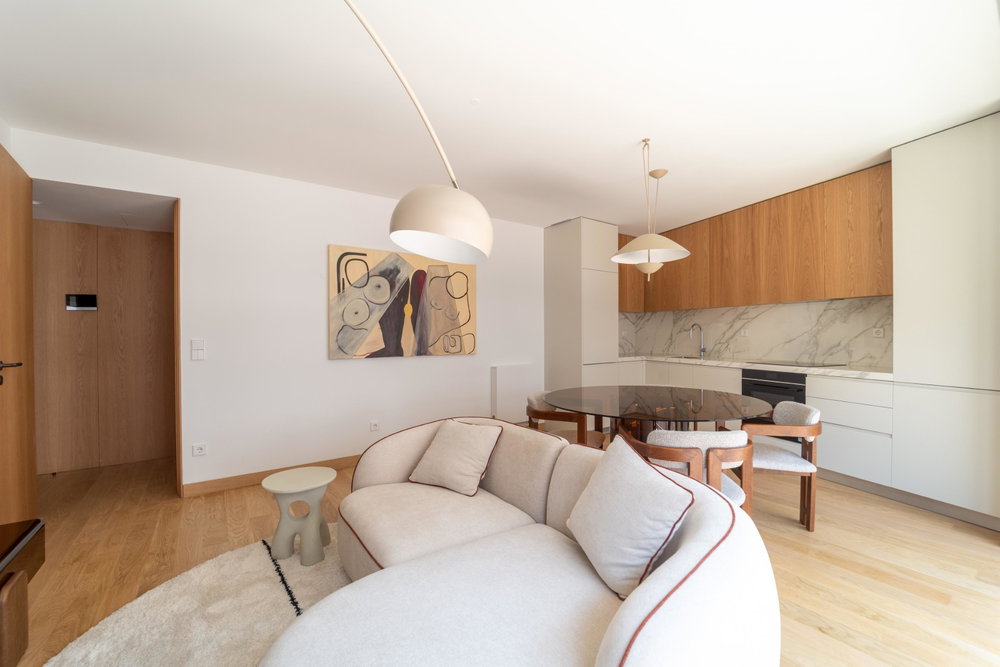 New 1 bedroom flat, furnished with balcony and garage 756346183
