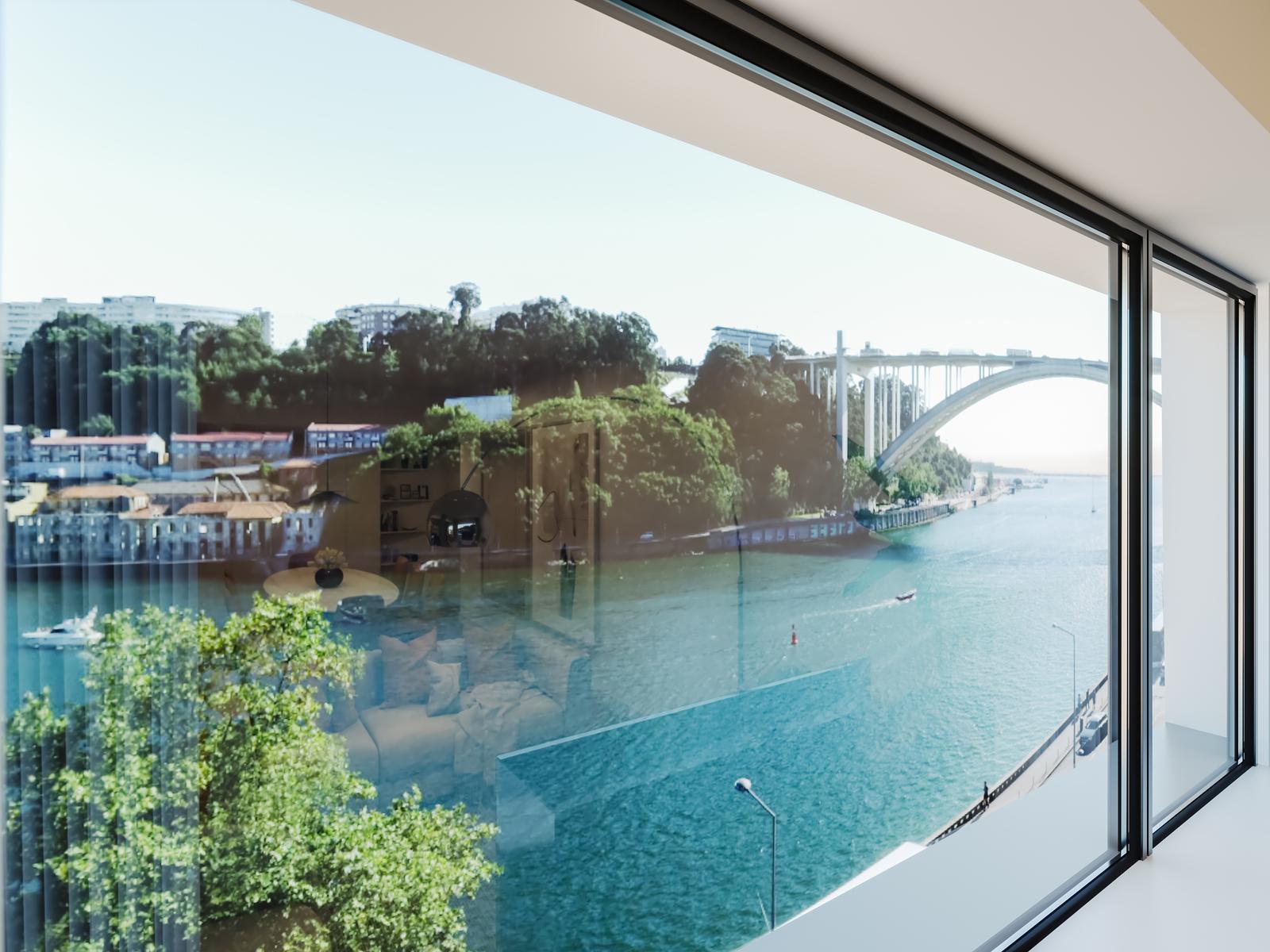 2 bedroom flat with balcony and garage next to the Douro River
