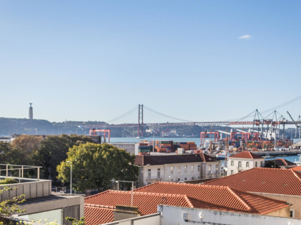 New build 1 bedroom flat in São Bento, Lisbon