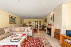 3 bedroom flat, with good areas, next to Casino Estoril 42335912