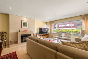 3 bedroom flat, with good areas, next to Casino Estoril 42335912