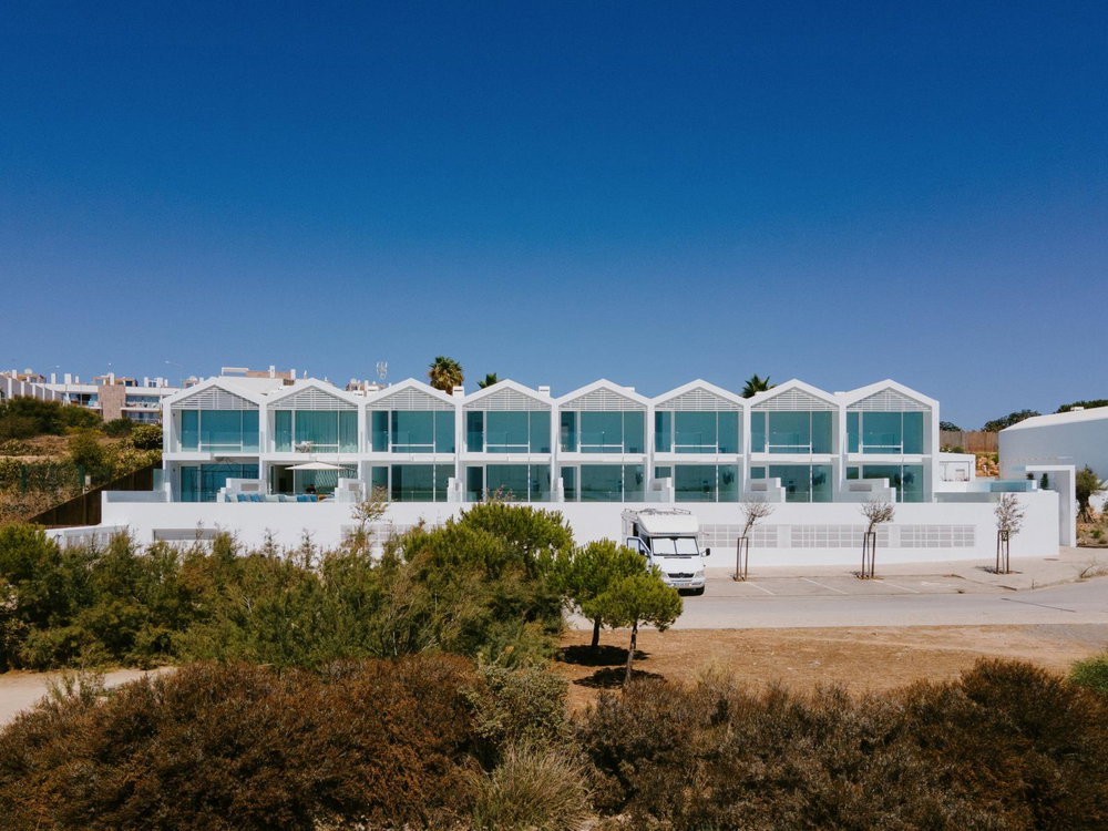 3+1 bedroom villa with garden in new development in Fuseta 2996367584