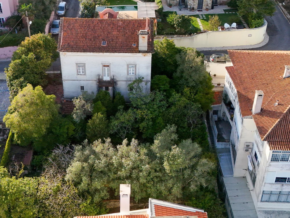 Detached 5 bedroom villa, with approved project, in Estoril 3699673867
