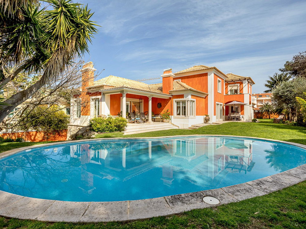 Moradia T5 em Cascais, com jardim e piscina privativa 602476754