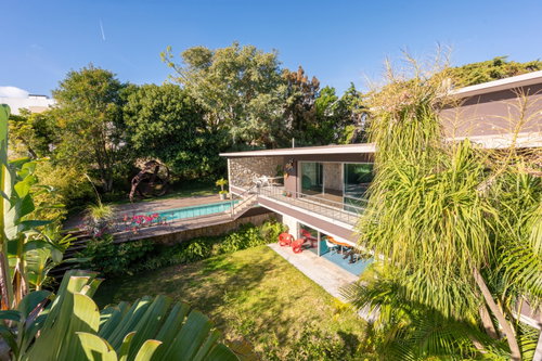 Modernist 6-Bedroom Detached House for Sale in Cascais – Architectural Signature & Unique Atmosphere 95715050