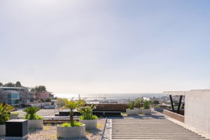 Modernist 6-Bedroom Detached House for Sale in Cascais – Architectural Signature & Unique Atmosphere 95715050