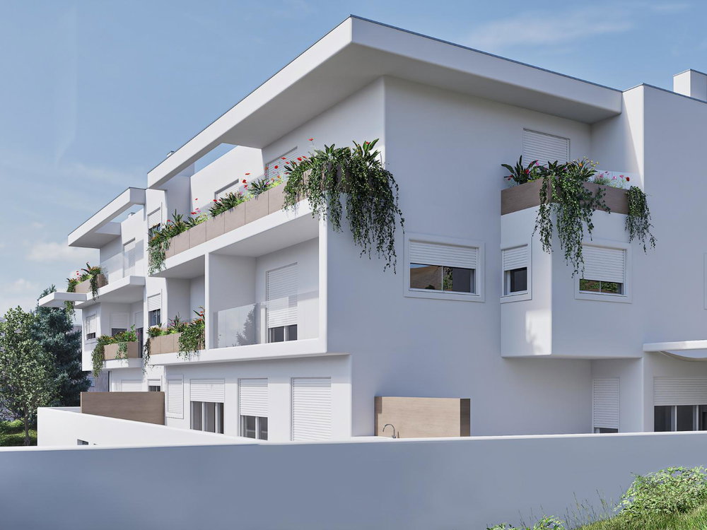 4 bedroom duplex flat in a new development in Colinas da Boavista