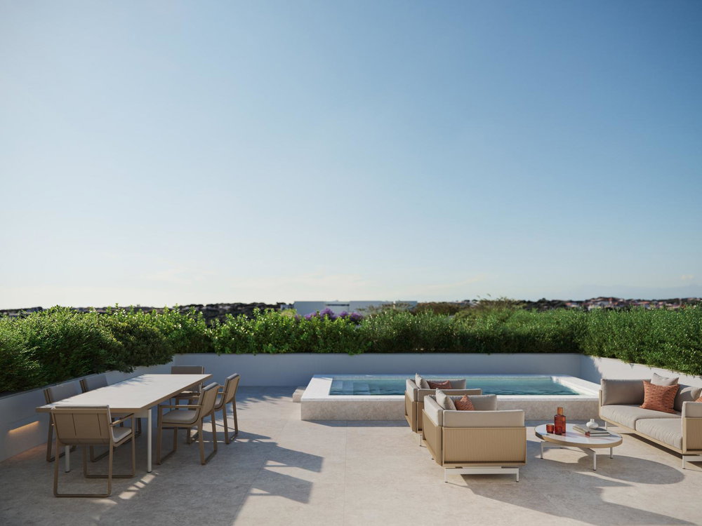 2 bedroom flat with balcony and parking in Vilamoura
