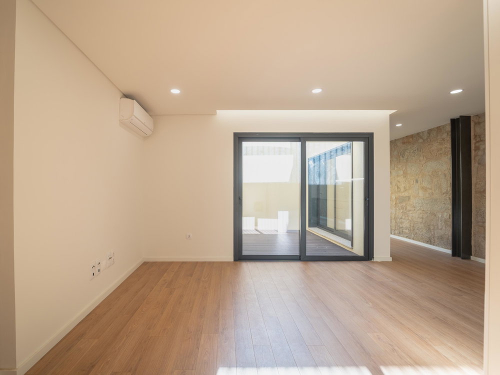 1+1 bedroom flat with garden in downtown Porto 3122553645