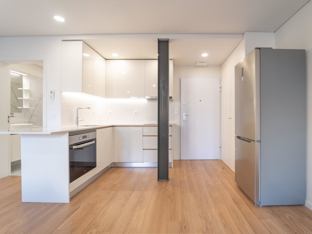 Furnished studio flat, in downtown Porto near Santa Catarina 19890642